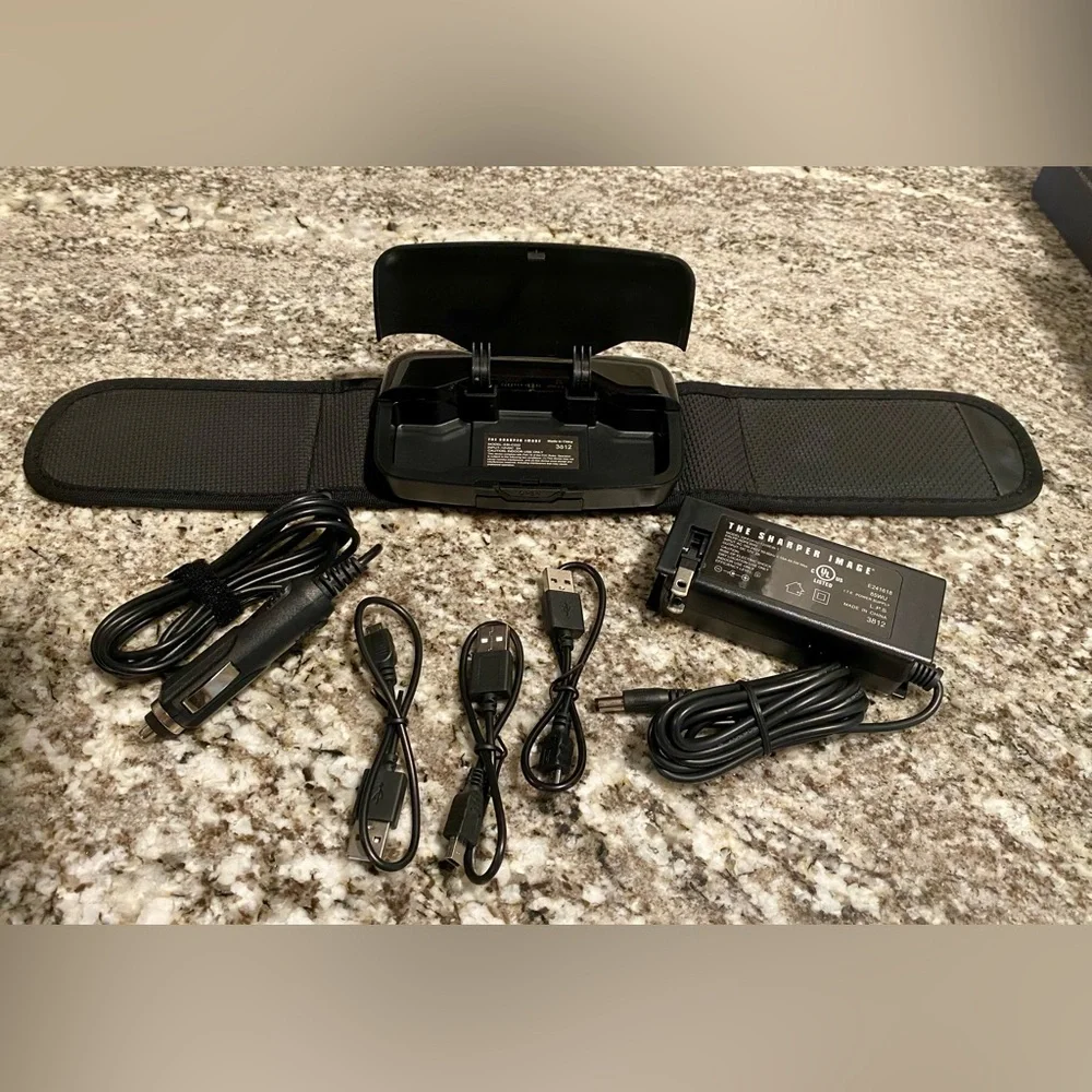Universal charging valet for Apple iPhone, iPad & iPod